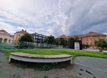 slovenia/posavje/attraction/trg-marije-terezije