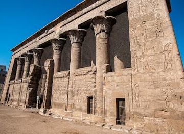 egypt/luxor/attraction/temple-of-khnum