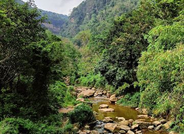 india/aizawl/attraction/tuithum-lui-falls-ii