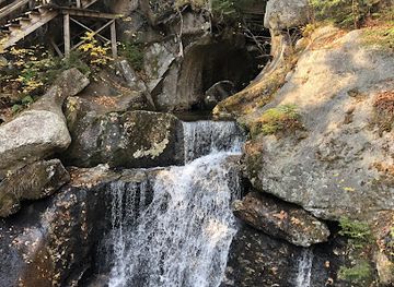 Lost River Gorge & Boulder Caves