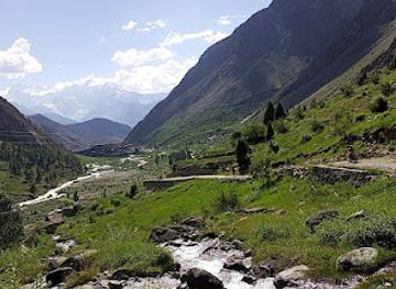 pakistan/karakoram-highway/attraction/allah-wali-lake