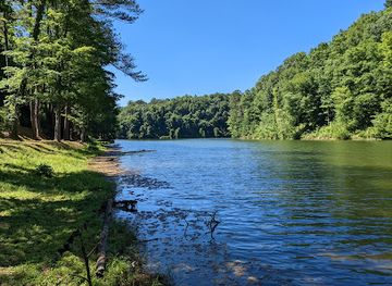 tennessee/upper-cumberland/attraction/standing-stone-state-park