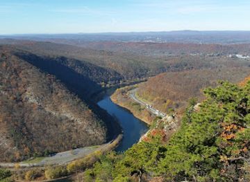 new-jersey/appalachian-trail/attraction/dunnfield-creek-natural-area