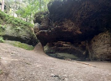 czechia/machovo-jezero/attraction/braniborska-jeskyne