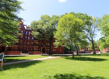 massachusetts/central-massachusetts/attraction/harvard-yard