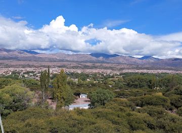 argentina/quebrada-de-humahuaca/attraction/formacion-geologica-penas-blancas-mirador