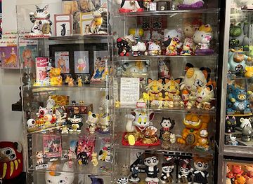 ohio/cincinnati/attraction/lucky-cat-museum-by-appt