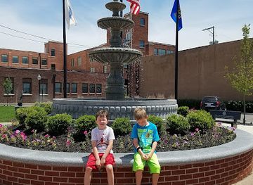 indiana/northeast-indiana/attraction/rotary-centennial-park