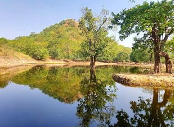 india/gujarat/attraction/tikhi-magari