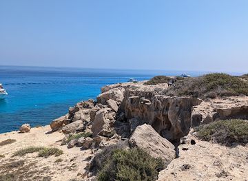 cyprus/cape-greco/attraction/blue-lagoon-crystal-waters-swimming-area