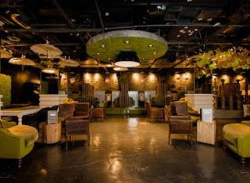 california/la-jolla/attraction/vin-de-syrah