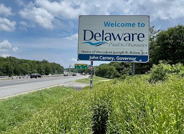 delaware/newark/attraction/welcome-to-delaware-sign