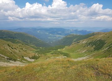 ukraine/hoverla-mountain/attraction/carpathian-biosphere-reserve-chornohirskyi-reserve-massif