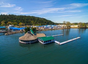 idaho/coeur-d-alene/attraction/the-cedars-floating-restaurant
