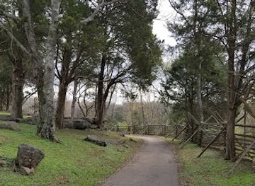 tennessee/murfreesboro/attraction/artillery-monument