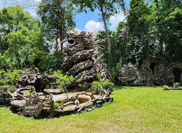 thailand/trang-archipelago/attraction/dragon-tree-sculpture-garden