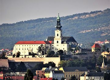slovakia/horna-nitra/attraction/basilica-of-saint-emeram