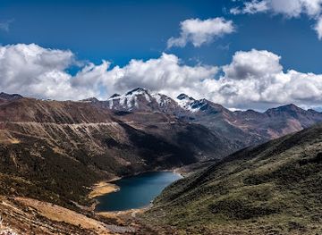 india/tawang/attraction/bumla-pass
