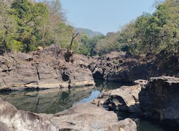 india/goa/attraction/devils-canyon