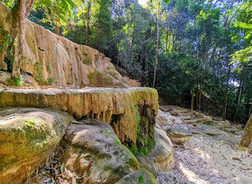 laos/bokeo-province/attraction/tad-talae-waterfall