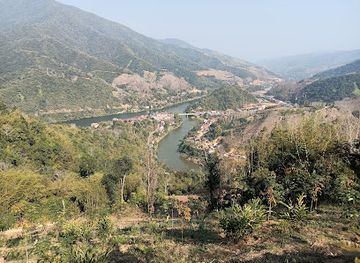 laos/phongsaly-province/attraction/muang-khua-viewpoint