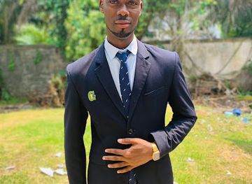 gabon/pongara-national-park/attraction/feu-du-carrefour-gros-bouquet