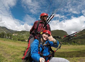 ecuador/azuay-region/attraction/parapente-aves-en-cielo-paute