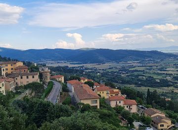 italy/val-di-chiana/attraction/parterre