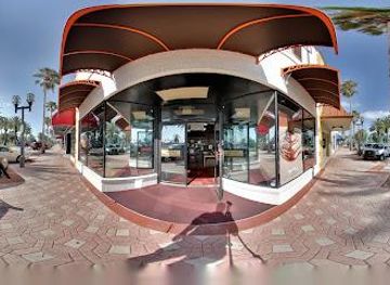 florida/daytona-beach/attraction/angell-phelps-chocolate-factory