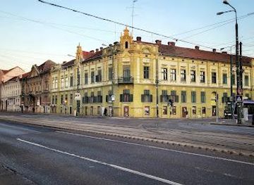 romania/arad/attraction/piata-sfanta-maria