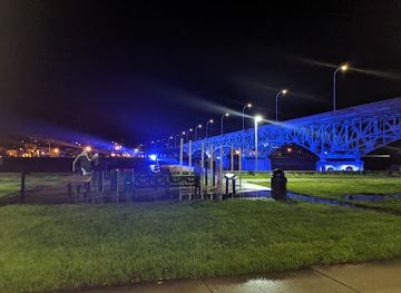 iowa/ottumwa/attraction/bridge-view-center