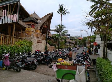 indonesia/bali/canggu/attraction/pantai-berawa