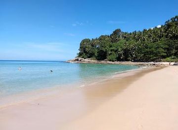 thailand/phuket/attraction/surin-beach