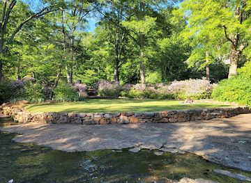south-carolina/upstate/attraction/rock-quarry-garden