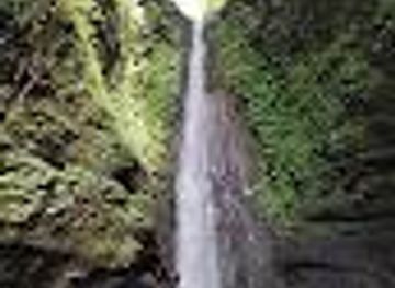 indonesia/gili-islands/attraction/air-terjun-jeruk-manis