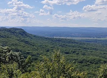 massachusetts/western-massachusetts/attraction/mount-holyoke-range-state-park