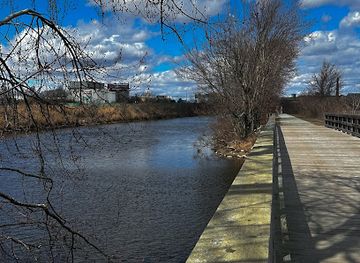 massachusetts/bristol-county/attraction/quequechan-river-rail-trail