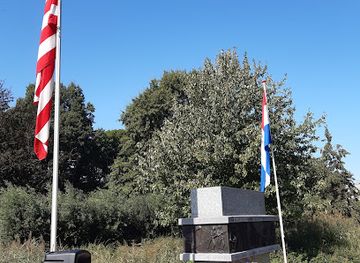 netherlands/dutch-coast/attraction/monument-to-the-dutch
