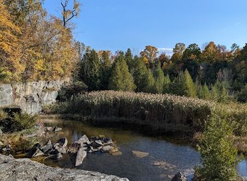 vermont/lake-champlain/attraction/fisk-quarry-preserve
