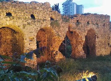 turkiye/aeolis/attraction/roman-bath