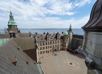 denmark/helsingor/landmark/kronborg-lighthouse