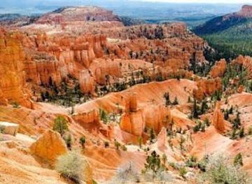 utah/escalante/attraction/bryce-canyon-city