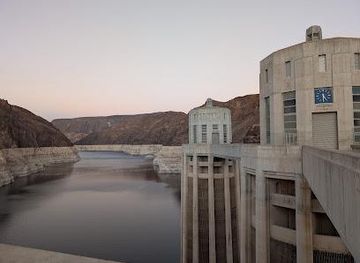kentucky/henderson/attraction/hoover-dam-visitor-center-tours