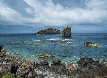 portugal/azores/attraction/ilheu-dos-mosteiros