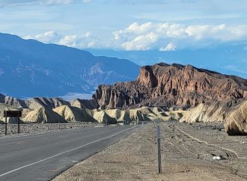 california/death-valley-national-park/attraction/death-valley