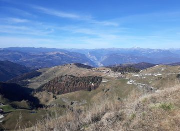 italy/veneto/attraction/sacrario-militare-del-monte-grappa