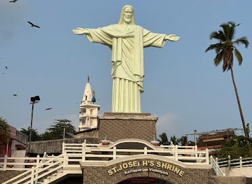 india/kovalam/attraction/vizhinjam-harbour