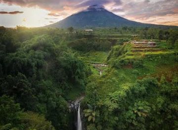 indonesia/yogyakarta/attraction/air-terjun-kedung-kayang