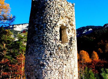italy/val-di-non/attraction/castel-san-pietro