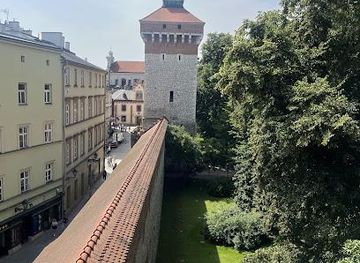 poland/krakow/attraction/defensive-walls-the-historical-museum-of-krakow